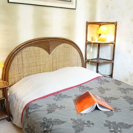 Apartment Emeraude * Royan